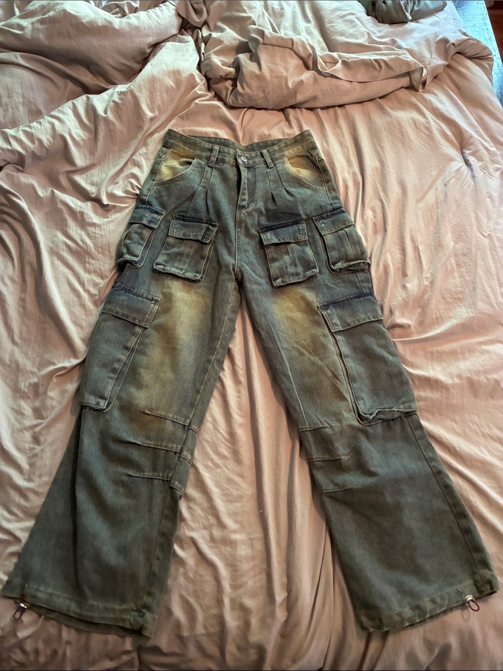 Wide-Leg Cargo Flare Jeans in Washed Green/Blue